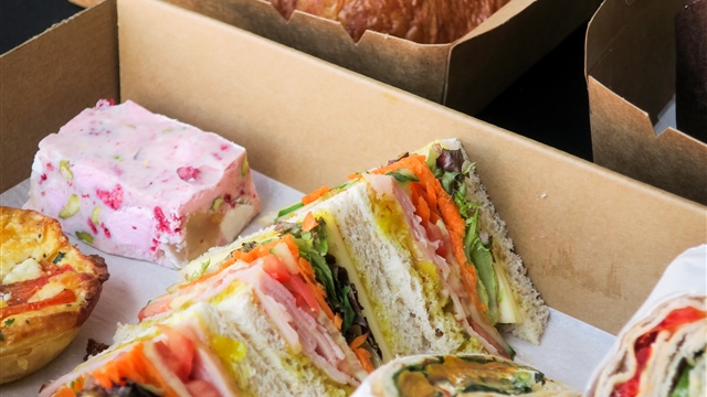 Sandwich Platters & Deals