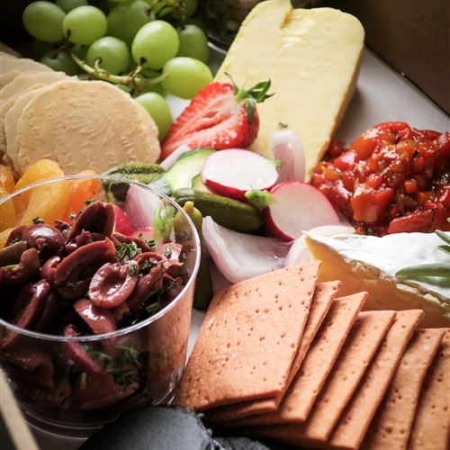Olive Lane Catering Premium Picnic Hamper including Bottle of Wine