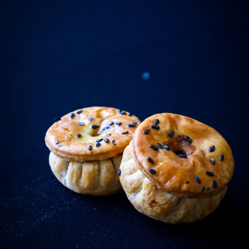 Mini Gourmet Pie braised angus beef and red wine pies
