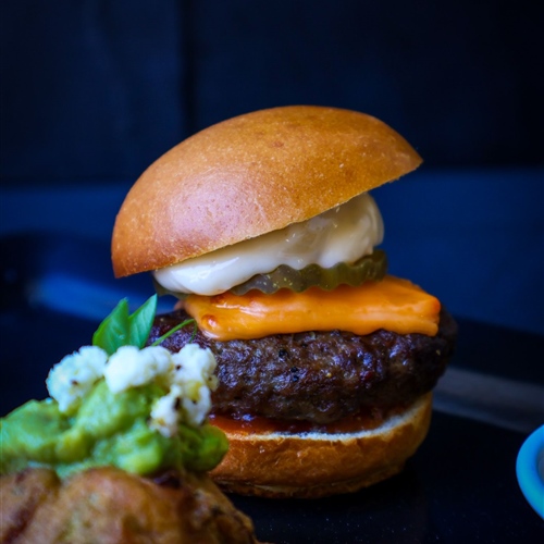 Petit wagyu and cheddar slider, truffle aioli, pickles and relish