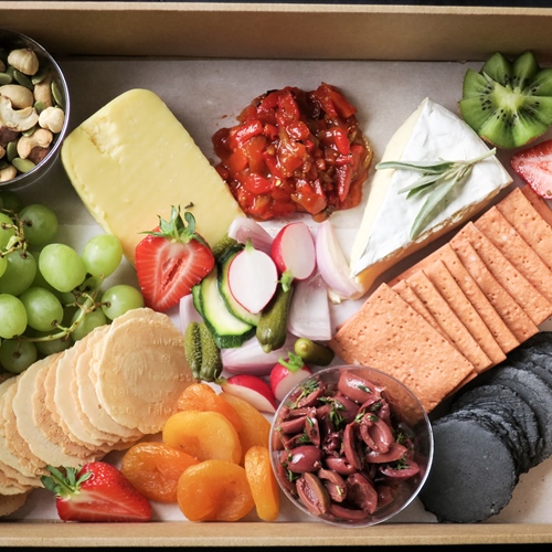 Farm Yard Cheese Grazing Box (Feeds 8)